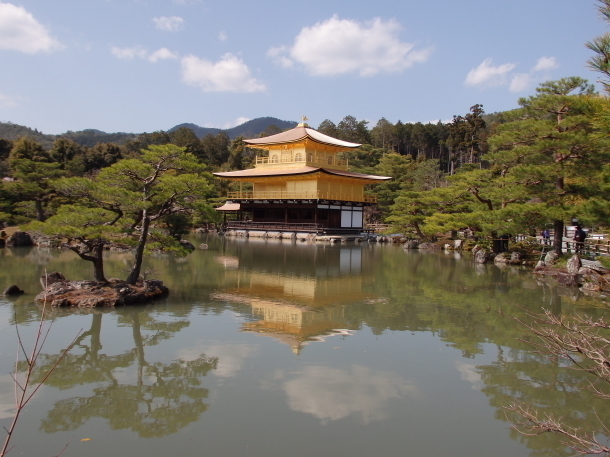 金閣 鹿苑寺 金閣寺 21 03 23 ポニーズ の 旅